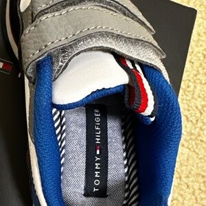 Toddler boy shoes size 8